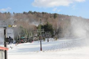 ee81d340b2fecabacb1d6ad6d0d6636b