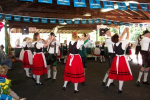 Oktoberfest_dance
