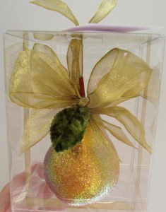 cropped-glitter-pear-ornament-laurie-davies
