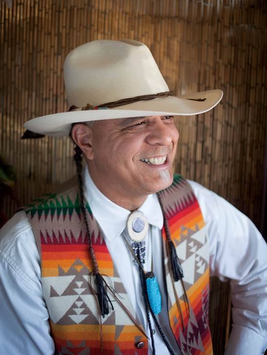 Allen Hazard One of the Foremost Wampum Artists Demonstrates this ...